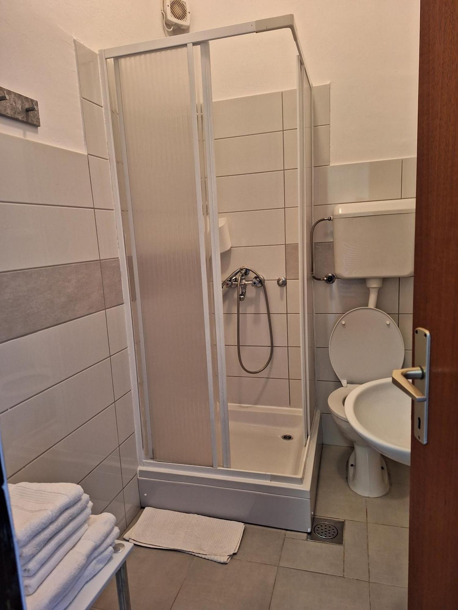 Apartmani Belobrk Potocnica Pag エクステリア 写真